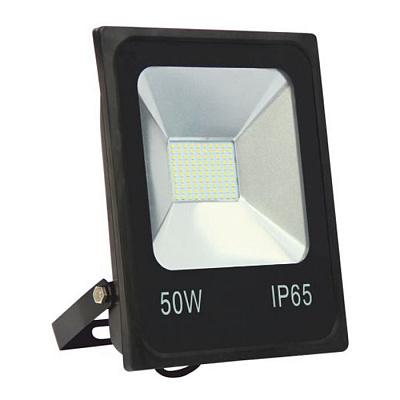 LEEK LE FL SMD LED5 30W CW (30) IP65 холодный, белый Прожектор