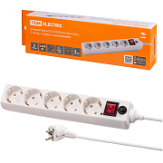 TDM Сетевой фильтр СФ-05В выключатель, 5 гнезд, 5 метров, с/з, ПВС 3х0,75мм2 10А/250В белый